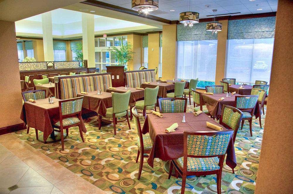 Hilton Garden Inn Clarksville Restaurace fotografie