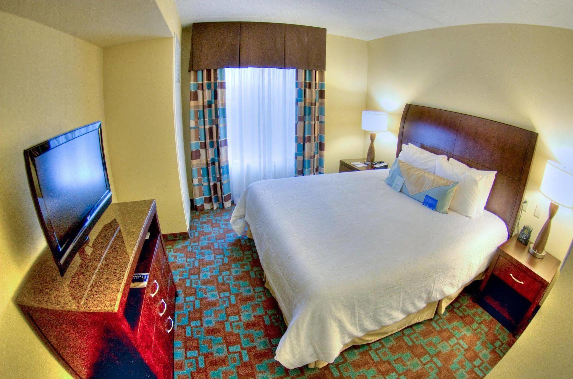 Hilton Garden Inn Clarksville Pokoj fotografie